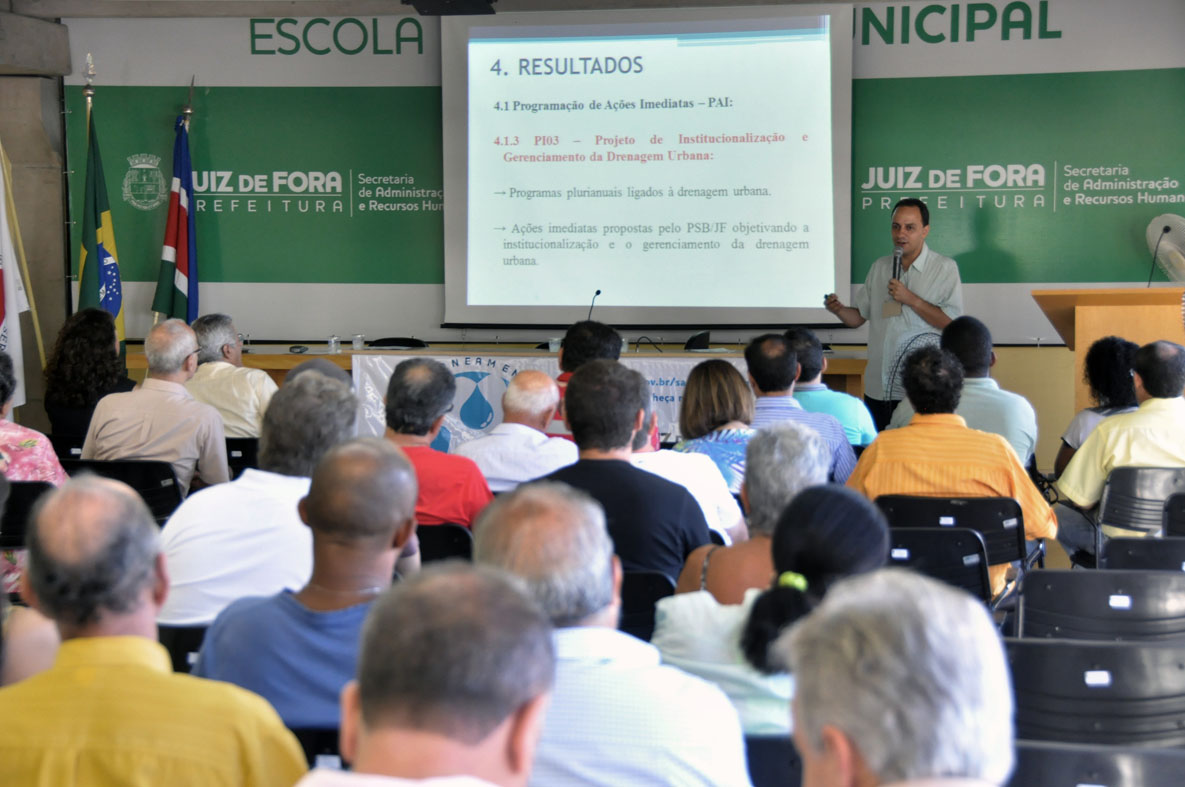 Portal de Not�cias PJF | Prefeitura realiza 2� Confer�ncia do Plano de Saneamento B�sico | SEPLAG - 3/2/2014
